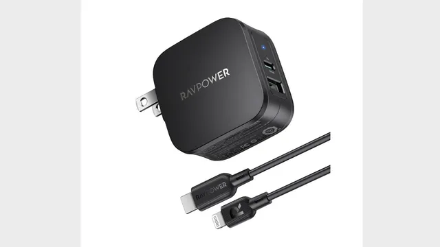 ravpower-upgraded-iphone12charger20w2-port.webp